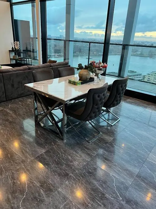 Mooi penthouse met jacuzzi Amsterdam Appartement