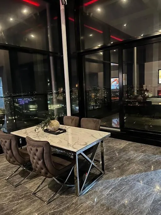 Mooi penthouse met jacuzzi Amsterdam Appartement