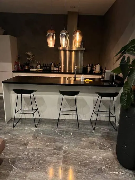 Mooi penthouse met jacuzzi Amsterdam Appartement